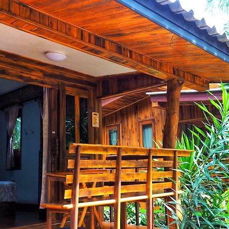 Baansuan Resort Don Sak Luaran gambar