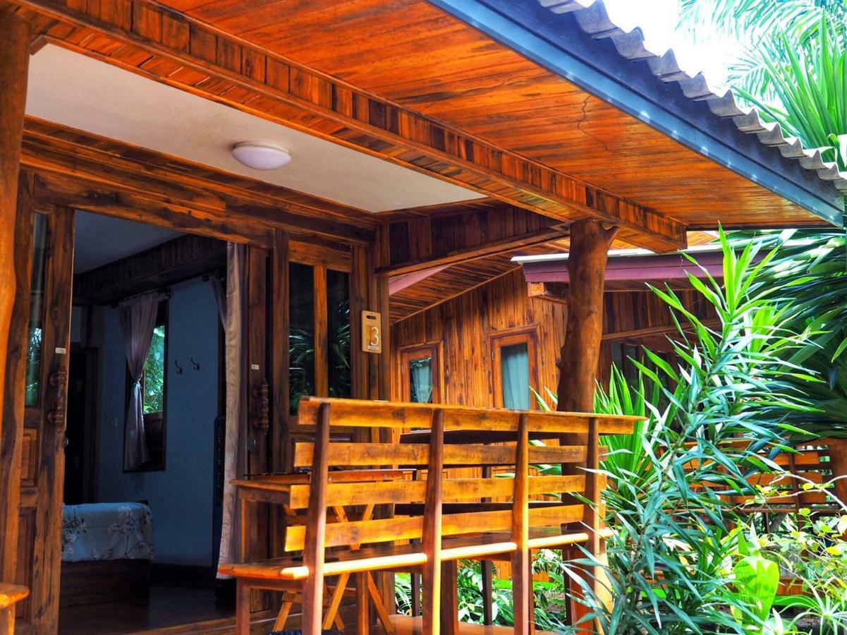 Baansuan Resort Don Sak Luaran gambar