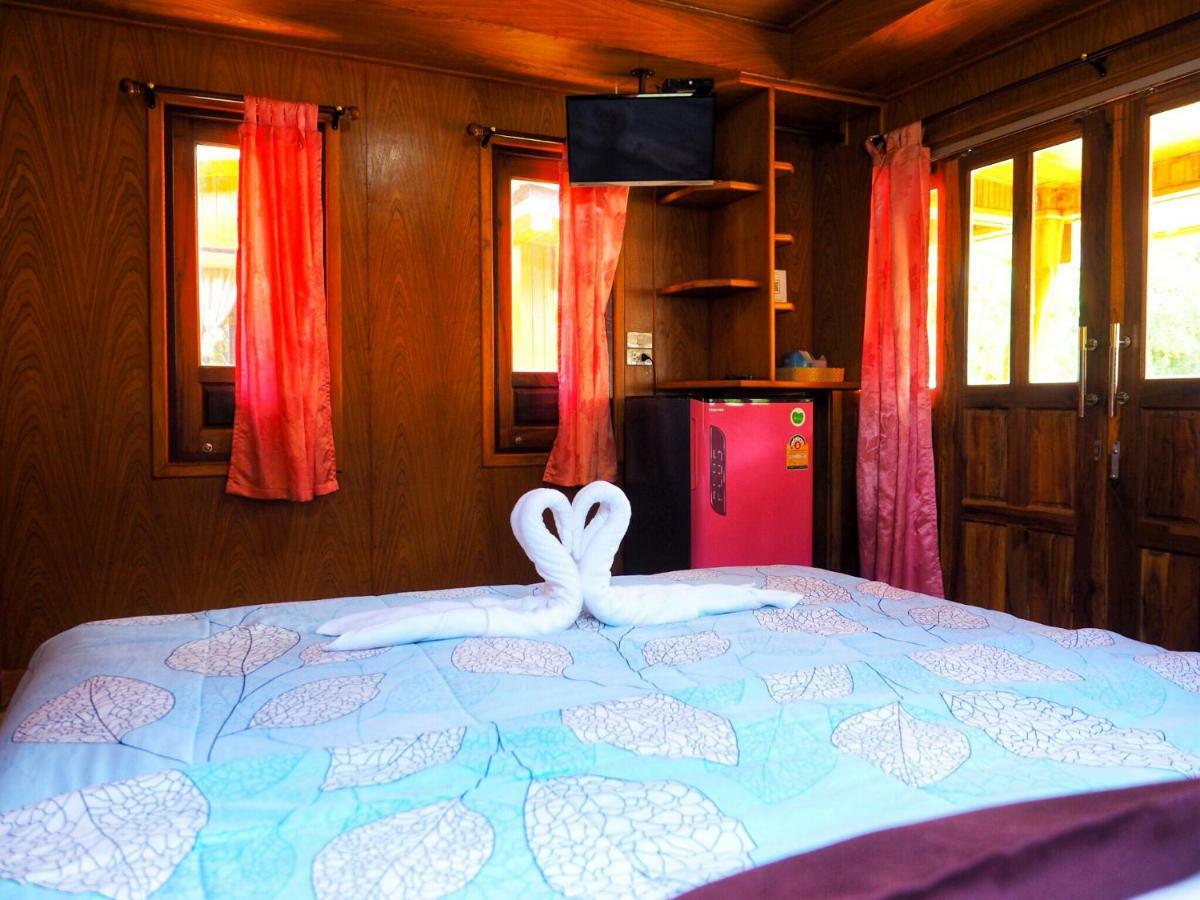 Baansuan Resort Don Sak Luaran gambar