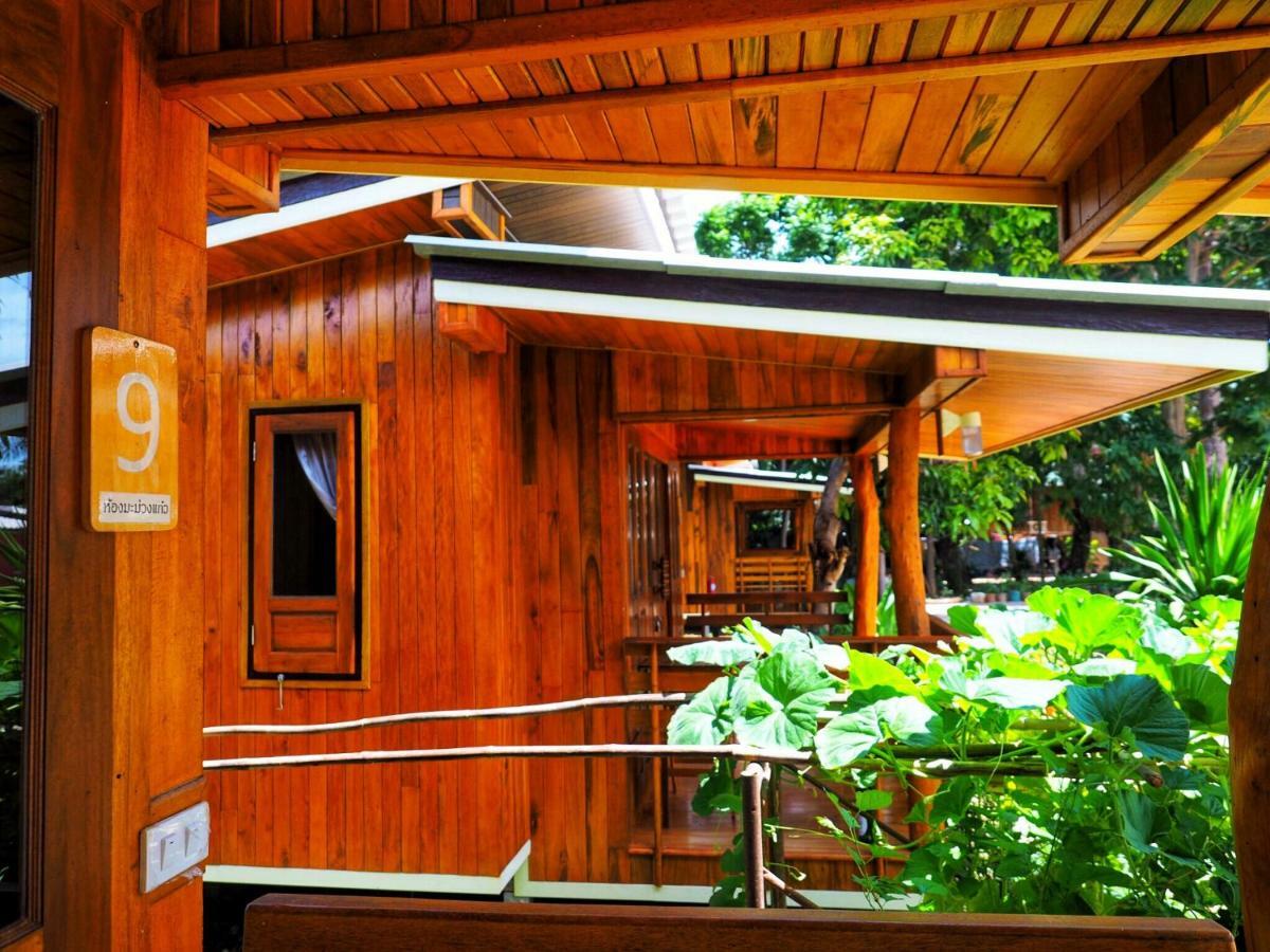 Baansuan Resort Don Sak Luaran gambar